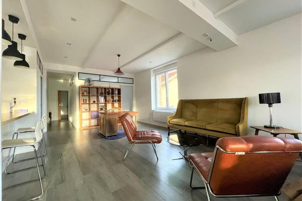 Superbe Loft 100M2 Proche Cathedrale Avec Parking Apartman Reims Kültér fotó