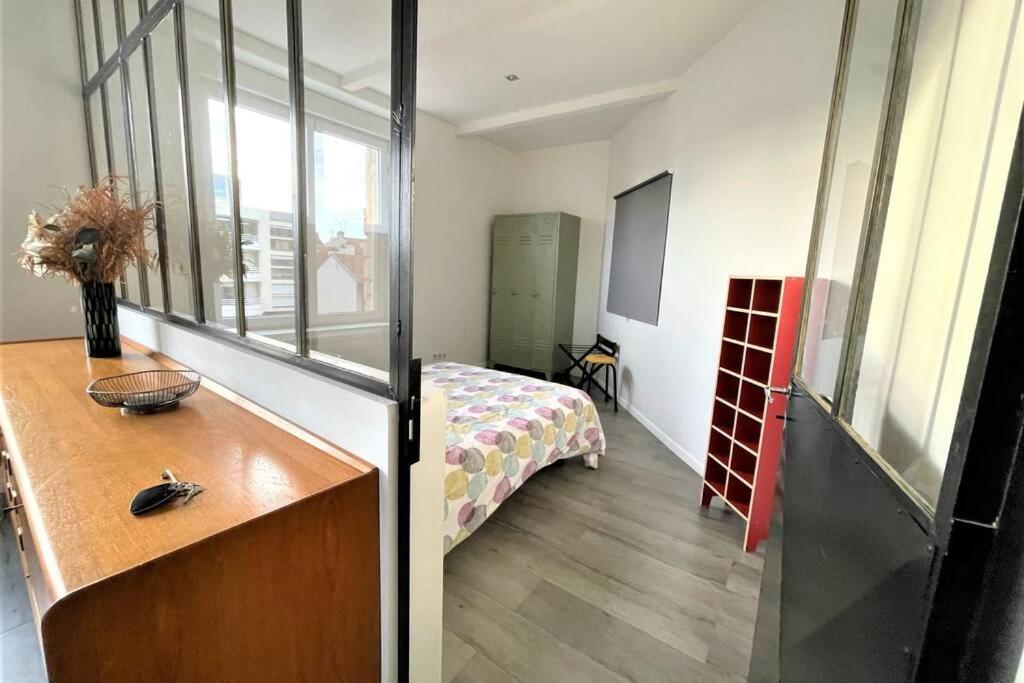 Superbe Loft 100M2 Proche Cathedrale Avec Parking Apartman Reims Kültér fotó