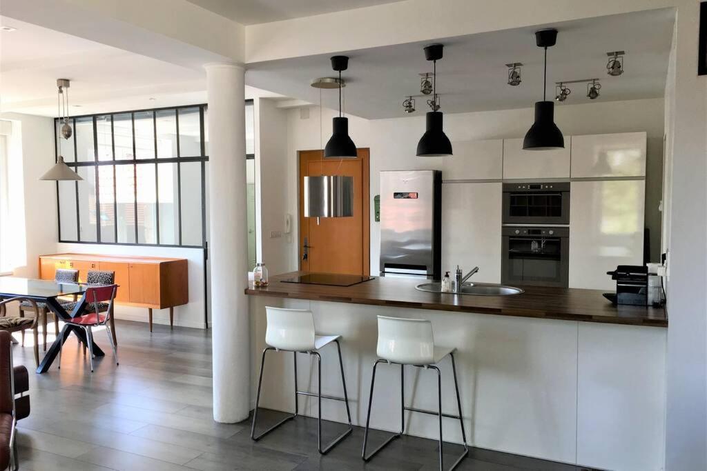 Superbe Loft 100M2 Proche Cathedrale Avec Parking Apartman Reims Kültér fotó