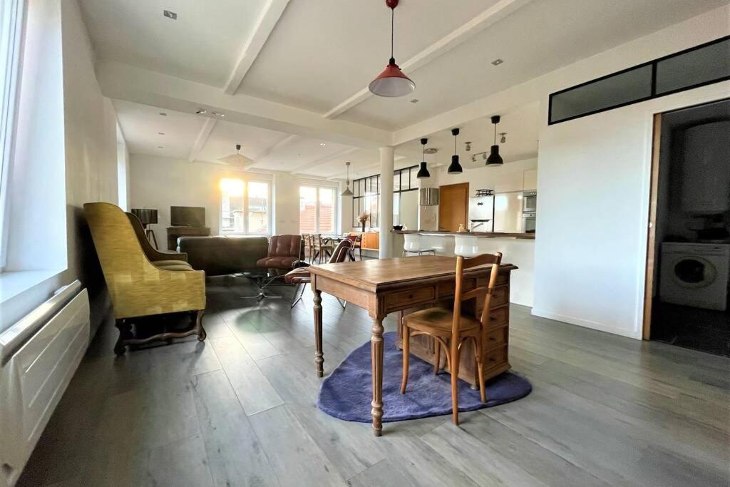 Superbe Loft 100M2 Proche Cathedrale Avec Parking Apartman Reims Kültér fotó